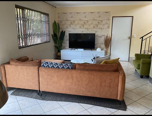 3 BEDROOM TOWNHOUSE FOR SALE IN THE REEDS